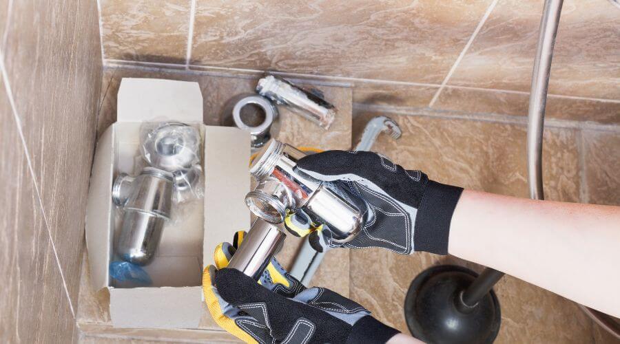 Professional gutter cleaning in East Pittsburgh, PA
